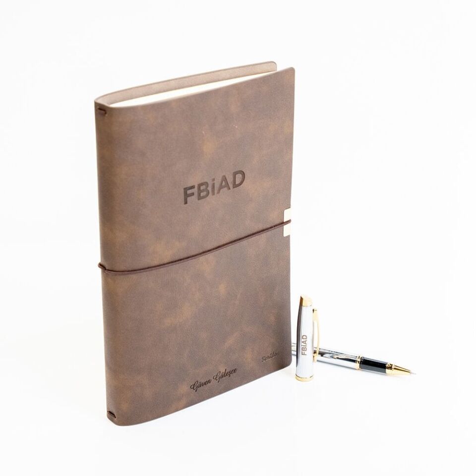 Premium Defter & Gold Roller Kalem Set